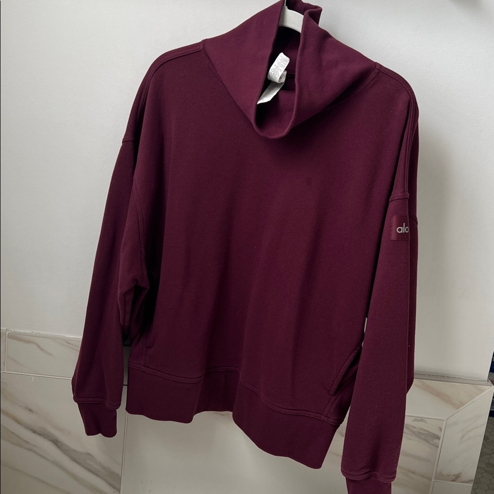 ALO Yoga Women's Hazy Mock Neck Pullover Maroon Burgundy Size Medium